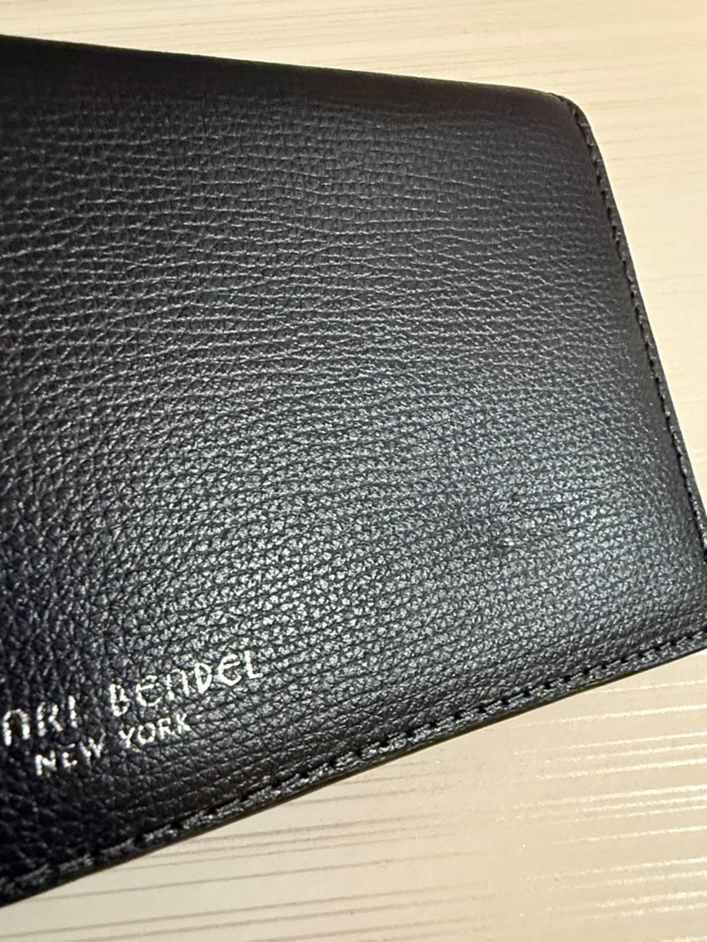 Henri Bendel navy blue leather Kangaroo wallet - Picture 2 of 7